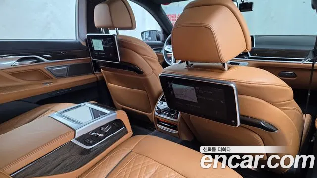 BMW 7 серии 2021 thumb 11