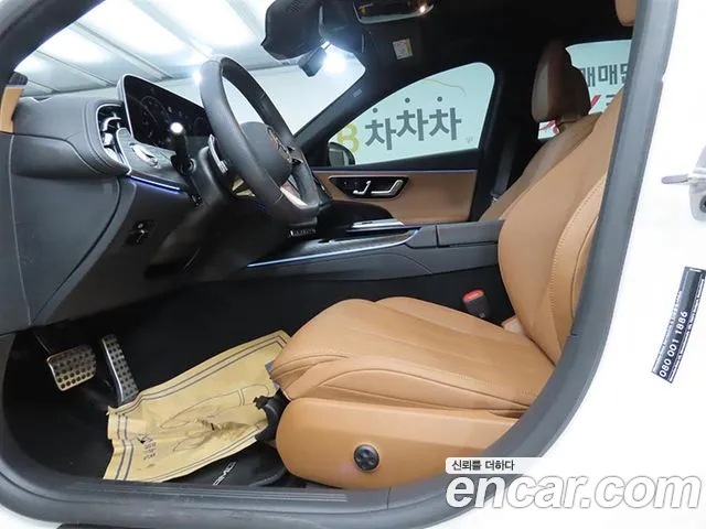 Mercedes-Benz E-Class 2025 thumb 12