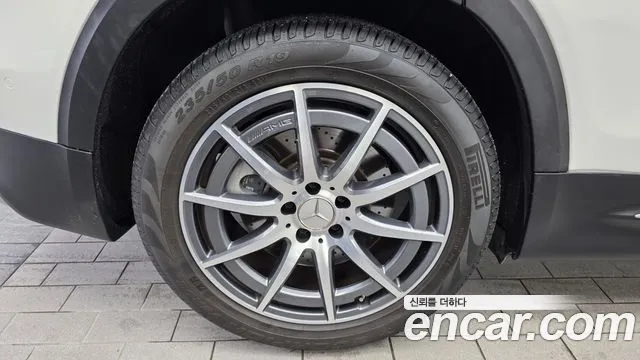Mercedes-Benz GLB 2021 thumb 5