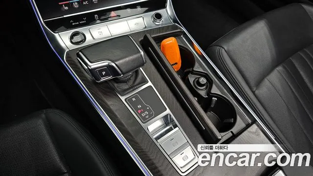 Audi A6 2021 thumb 12