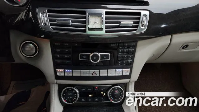 Mercedes-Benz CLS 2011 thumb 10