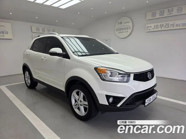 KGM Korando 2014 thumb 9