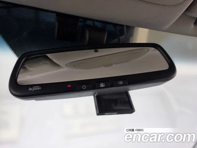 KGM Korando 2014 thumb 5