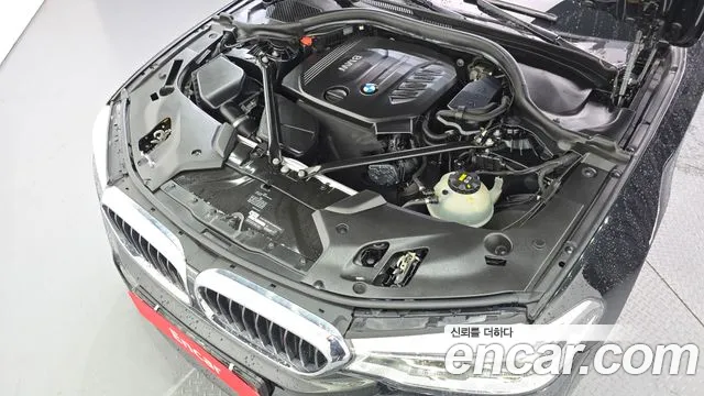 BMW 5 серии 2017 thumb 10