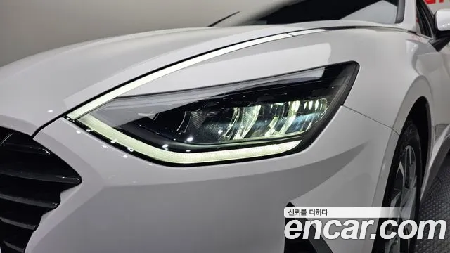 Hyundai Sonata 2023 thumb 2
