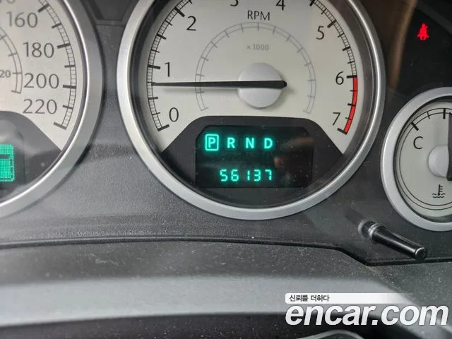 Chrysler Grand Voyager 2009 thumb 9