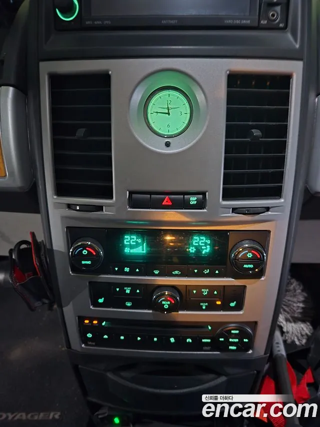 Chrysler Grand Voyager 2009 thumb 6
