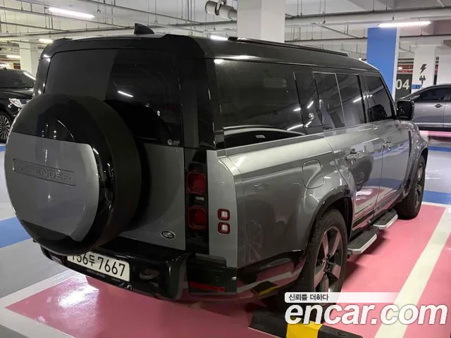 Land Rover Defender 2023 thumb 2