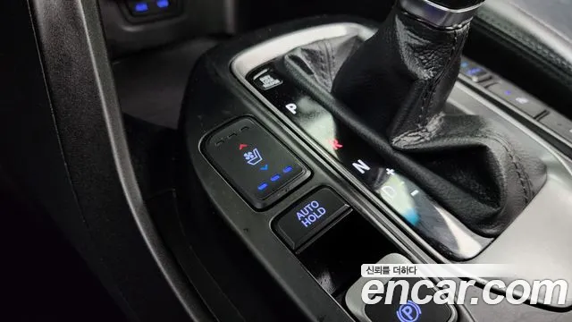 Hyundai DM 2013 thumb 8