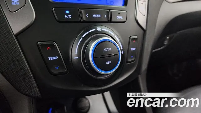 Hyundai DM 2013 thumb 6