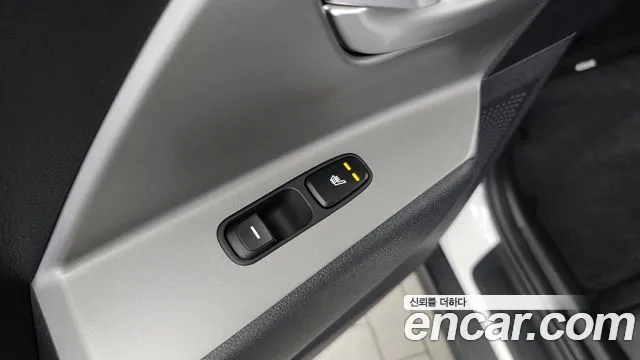 Kia Niro Plus 2022 thumb 8