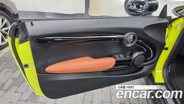 Mini Cooper Convertible 2022 thumb 11