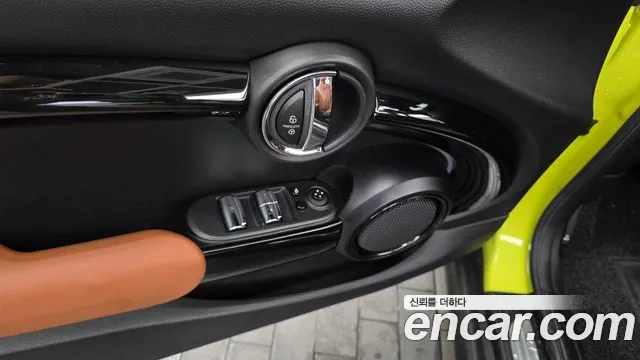 Mini Cooper Convertible 2022 thumb 9