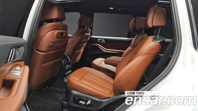 BMW X7 2024 thumb 3