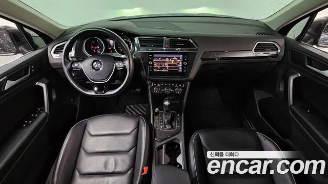 Volkswagen Tiguan 2020 thumb 4