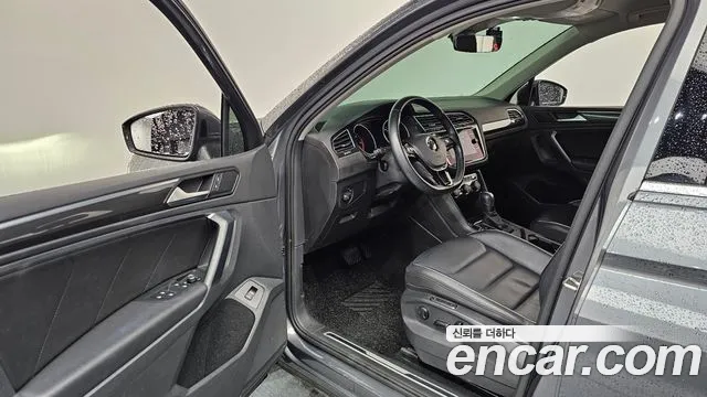 Volkswagen Tiguan 2020 thumb 7