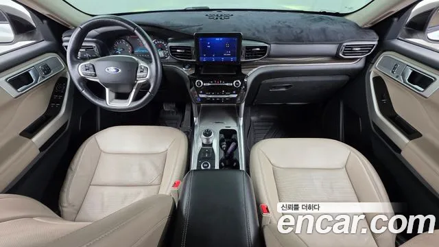 Ford Explorer 2021 thumb 10