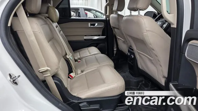 Ford Explorer 2021 thumb 7