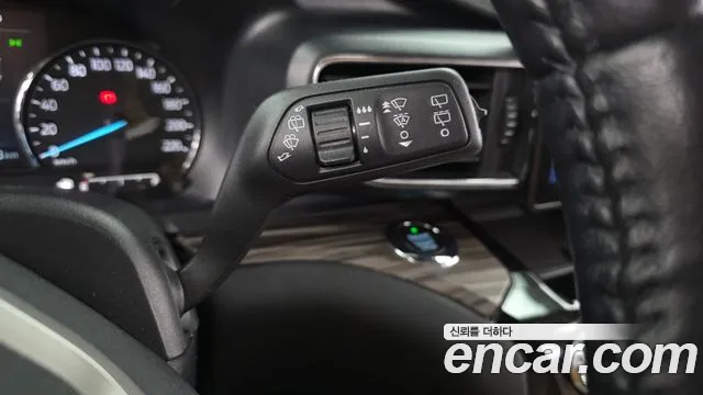 Ford Explorer 2021 thumb 6