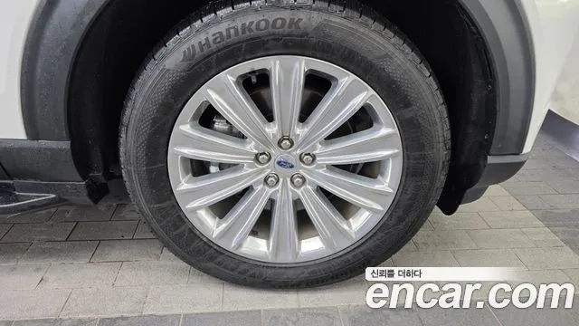 Ford Explorer 2021 thumb 12