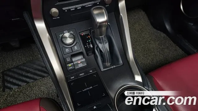 Lexus NX 2017 thumb 3