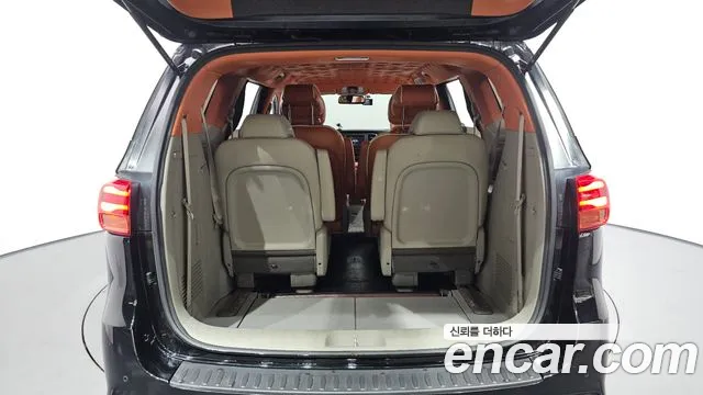 Kia Carnival 2018 thumb 12