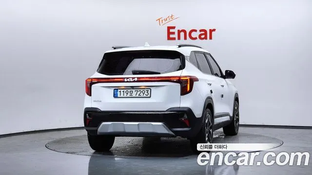 Kia Seltos 2022 thumb 2