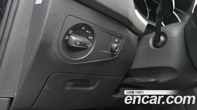 Volkswagen Tiguan 2019 thumb 9