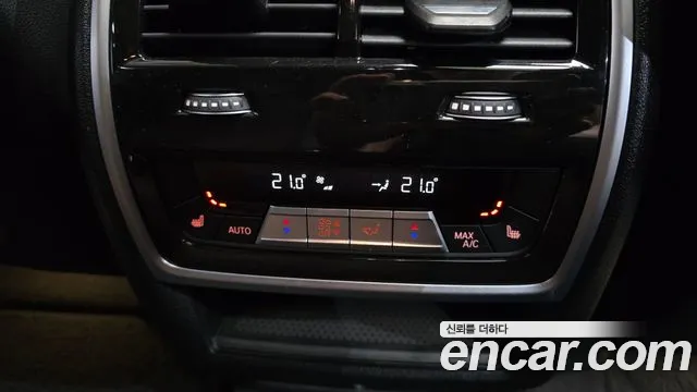BMW X6 2021 thumb 9