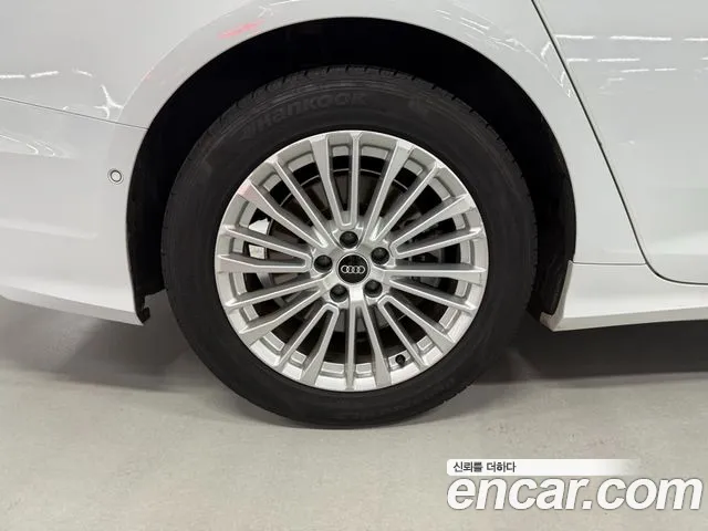 Audi A6 2021 thumb 6