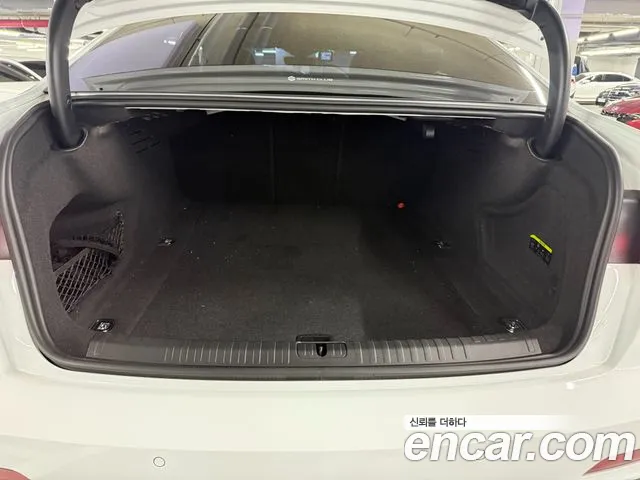 Audi A6 2021 thumb 10