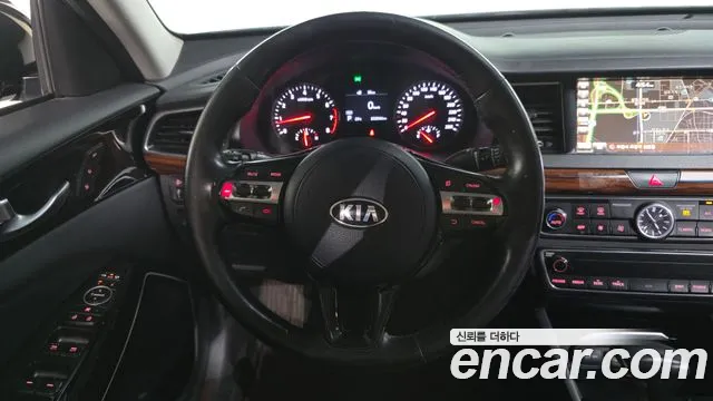 Kia K7 2016 thumb 9