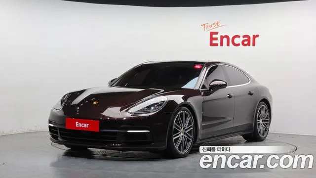 Porsche Panamera 2018 thumb 3