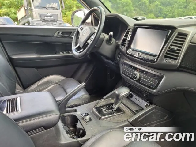 KGM Rexton Sports Khan 2022 thumb 2