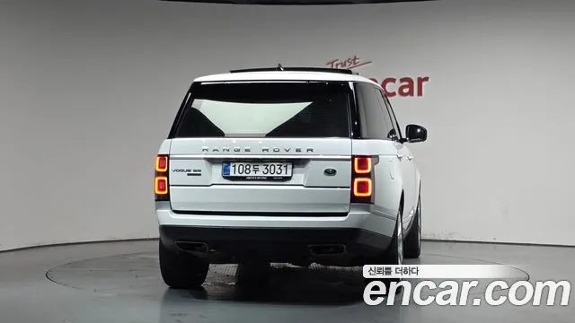 Land Rover Range Rover 2019 thumb 5