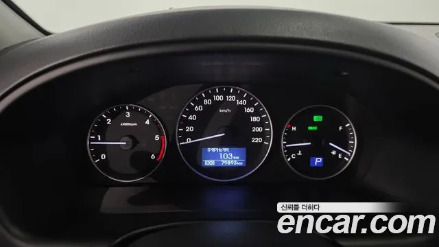 Hyundai Staria 2018 thumb 9