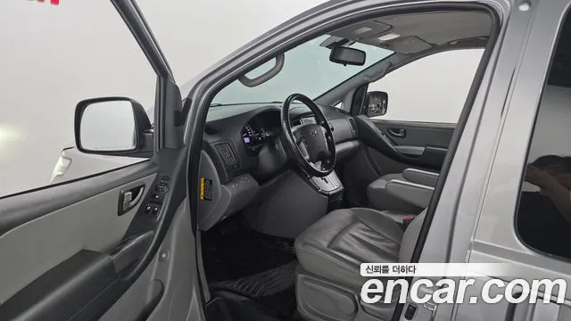 Hyundai Staria 2018 thumb 6