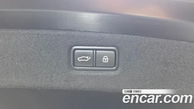 Genesis G90 2020 thumb 3