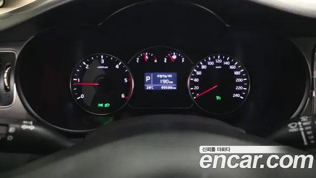 Kia Carens 2013 thumb 10