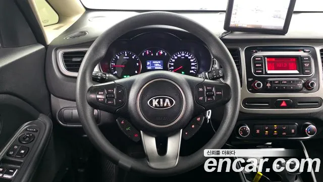 Kia Carens 2013 thumb 6