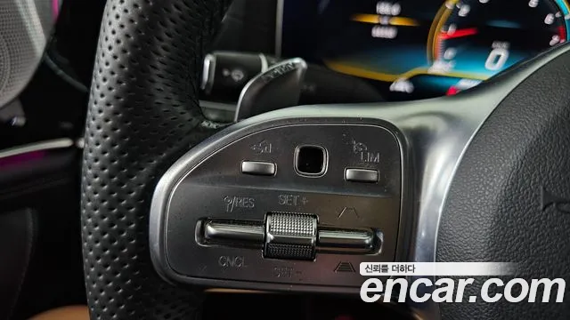 Mercedes-Benz AMG GT 2020 thumb 7