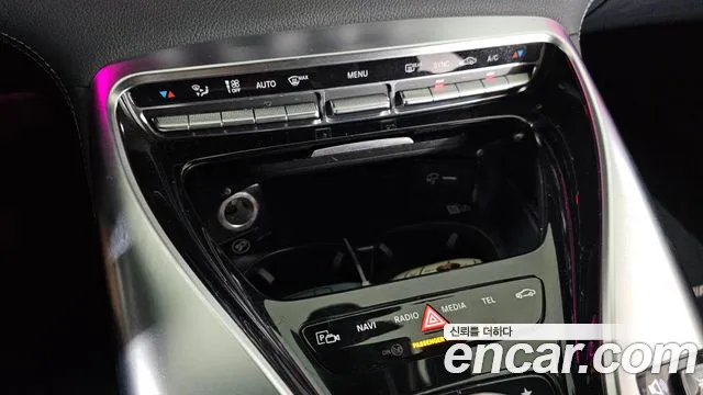 Mercedes-Benz AMG GT 2020 thumb 2
