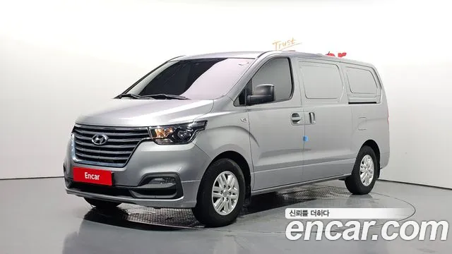 Hyundai Staria 2020 thumb 7