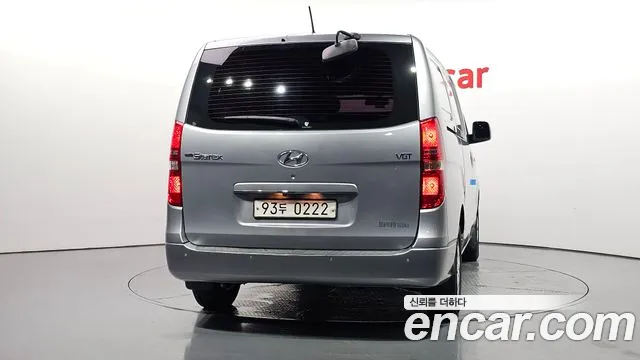 Hyundai Staria 2020 thumb 4