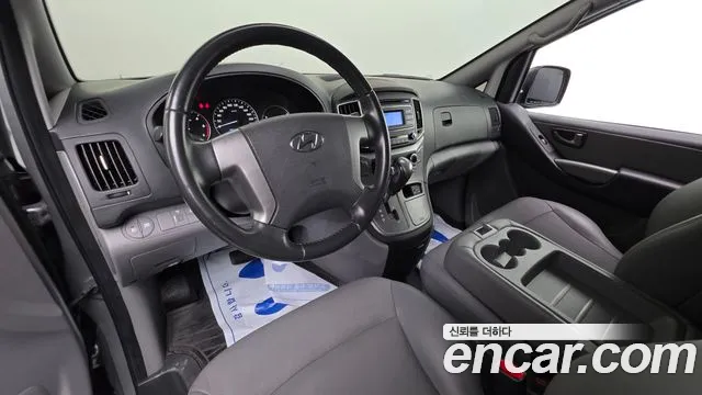 Hyundai Staria 2020 thumb 10