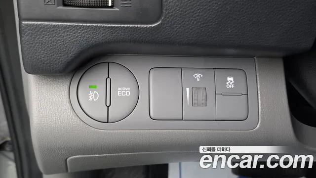 Hyundai Staria 2020 thumb 3