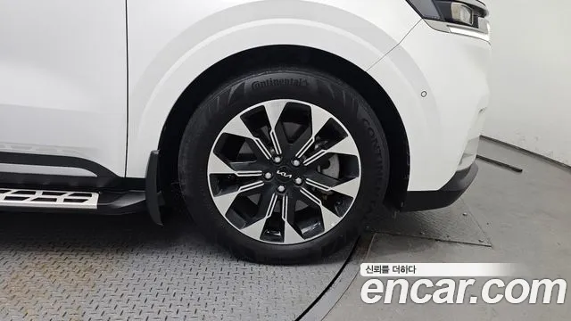 Kia Carnival 2022 thumb 7