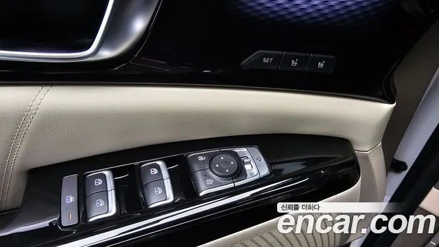 Kia Carnival 2022 thumb 11