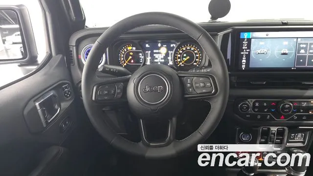 Jeep Wrangler 2025 thumb 12
