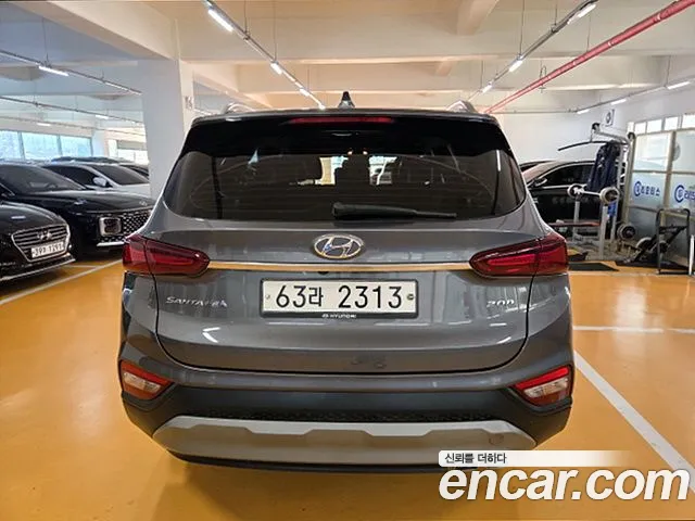 Hyundai Santa Fe 2018 thumb 12